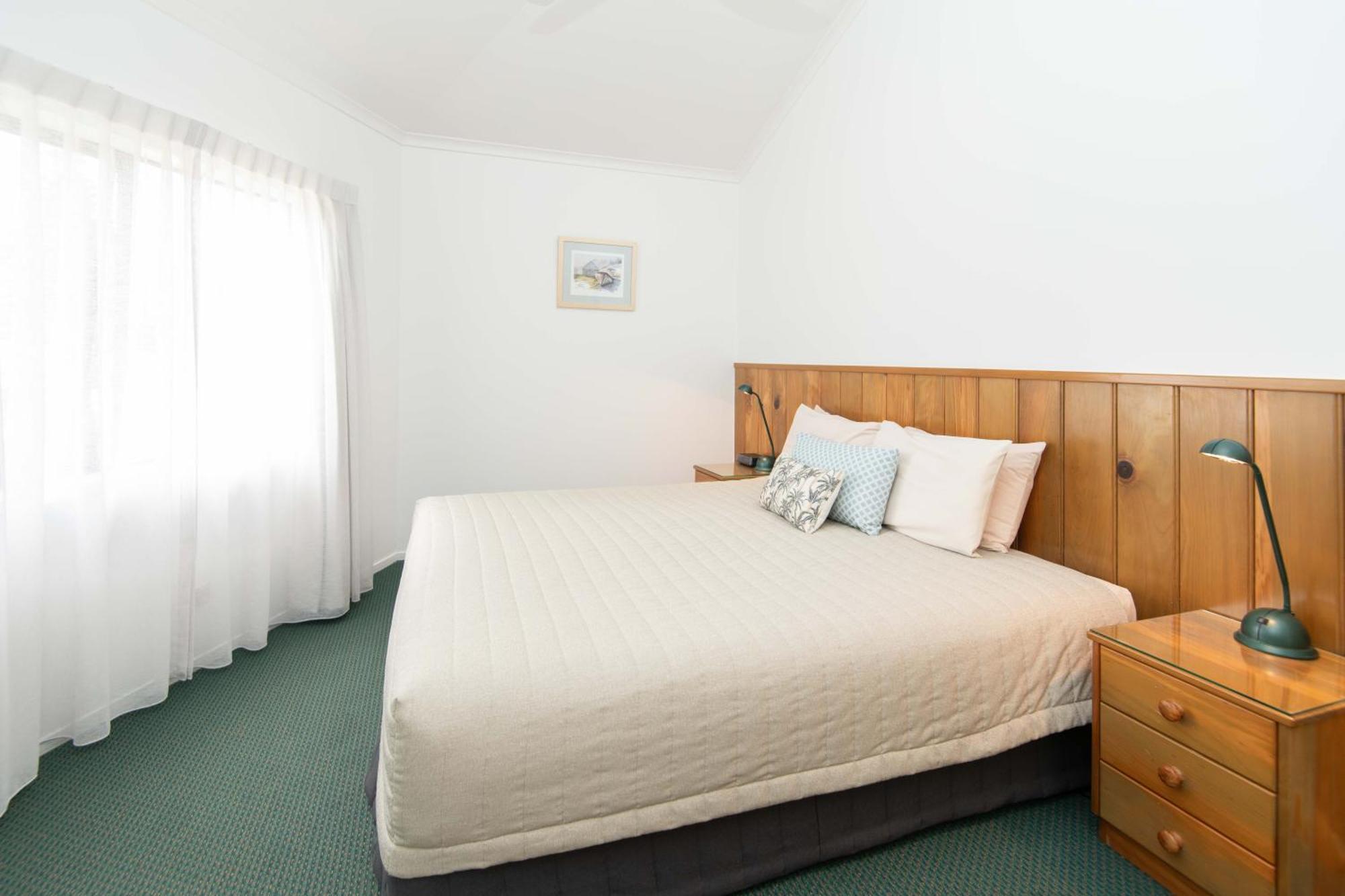 โอเชียน บรีซ Apartment เบิร์นท์ไพน์ ภายนอก รูปภาพ